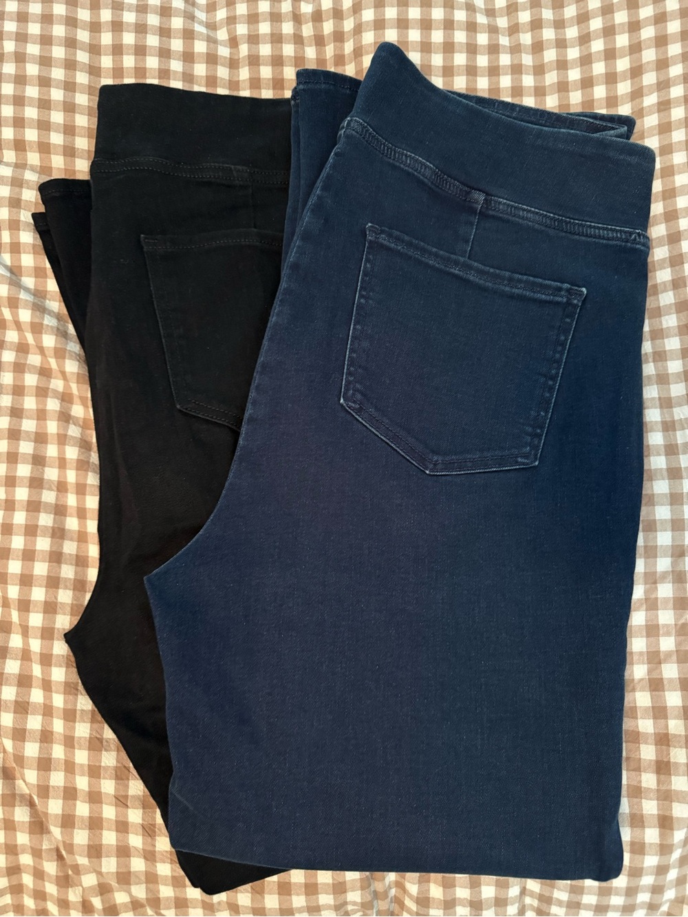 Two Pairs Old Navy High Rise Weekender Flare Stretch Pull On Jeans, 16 Tall